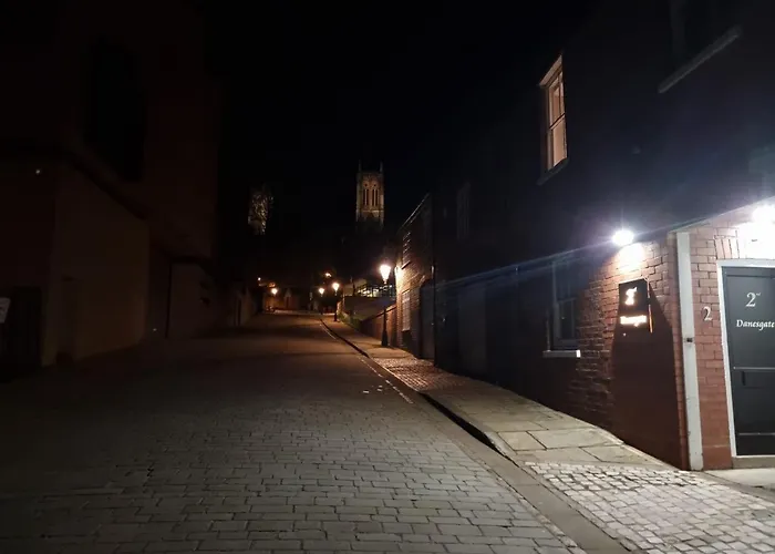 2 Danesgate